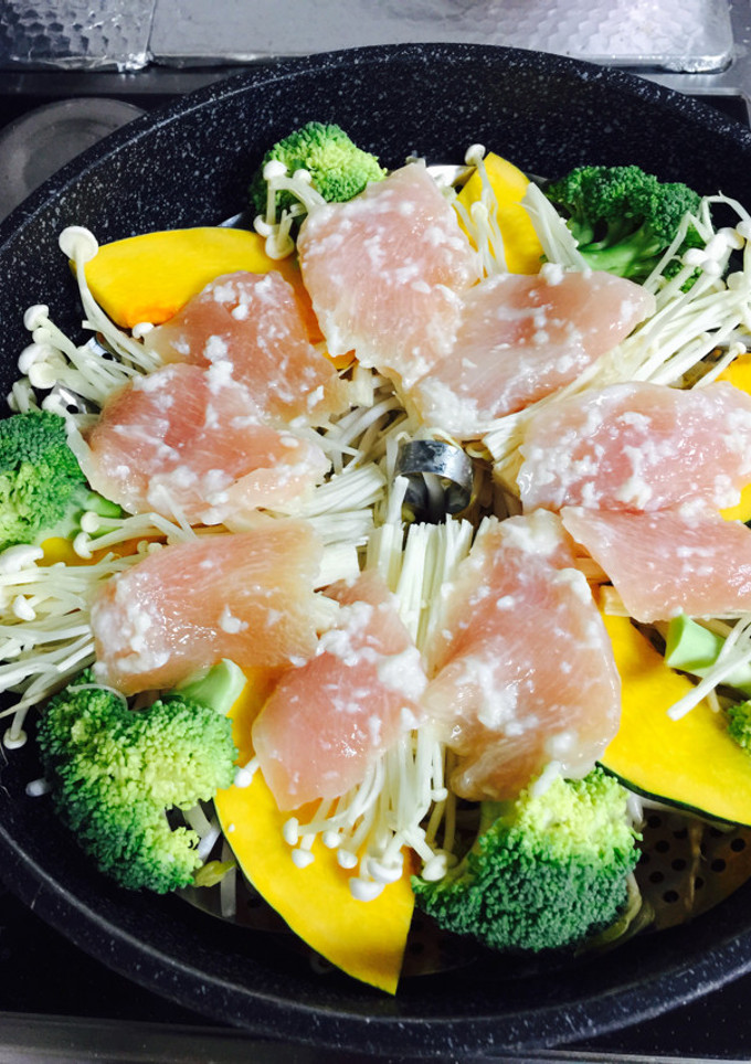 残り野菜で 蒸し野菜 (フライパンで)-レシピのメイン写真
