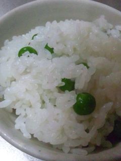 春の味☆つやぴかグリンピース☆豆ご飯-レシピのメイン写真