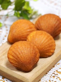 バレンタイン☆プレーンマドレーヌ-レシピのメイン写真