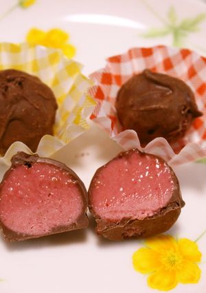 生チョコから作る　いちごのトリュフ♡-レシピのメイン写真