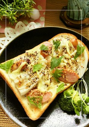 紫蘇香る❀蓮根玉葱＊ごてあらトースト-レシピのメイン写真