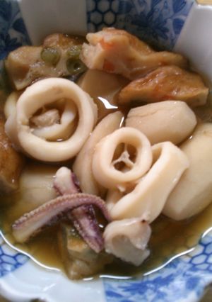 簡単! イカ 里芋 さつま揚げの 煮物♪-レシピのメイン写真