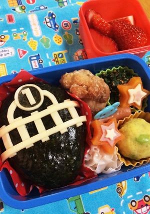 キャラ弁◆トッキュウジャー(闇のライト)-レシピのメイン写真