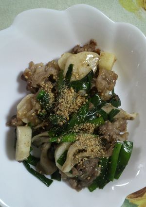 牛肉と長薯の胡麻ニラ炒め-レシピのメイン写真