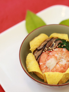 【お祝いに♪】うす焼きたまごの花寿司-レシピのメイン写真
