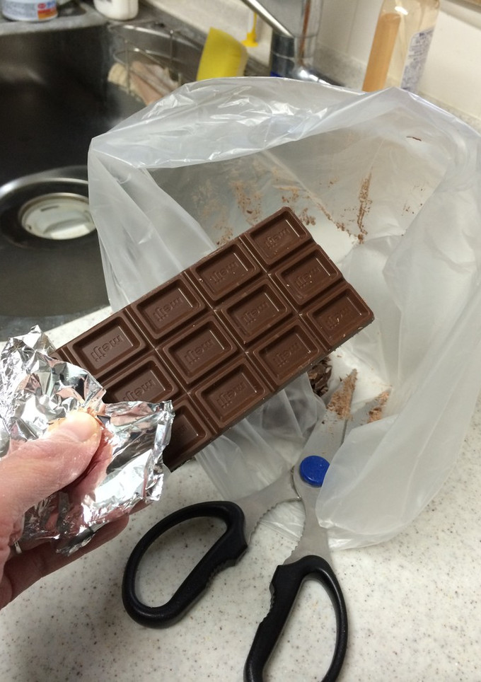 簡単 湯せん用チョコの作り方-レシピのメイン写真