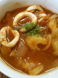 簡単 イカと セロリ 玉ねぎの トマト煮-レシピのメイン写真