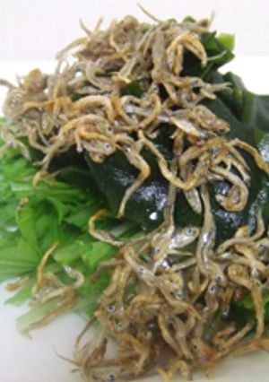 わかめと水菜のカリカリサラダ-レシピのメイン写真