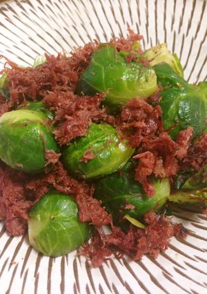 芽キャベツのコンビーフ炒め-レシピのメイン写真