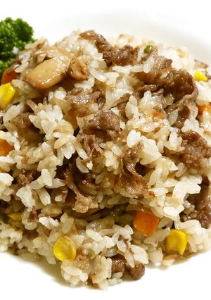 簡単！うまっ☆牛こま肉のガーリックライス-レシピのメイン写真