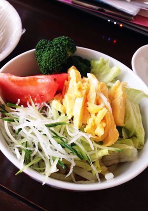 野菜いっぱいサラダうどん♪-レシピのメイン写真