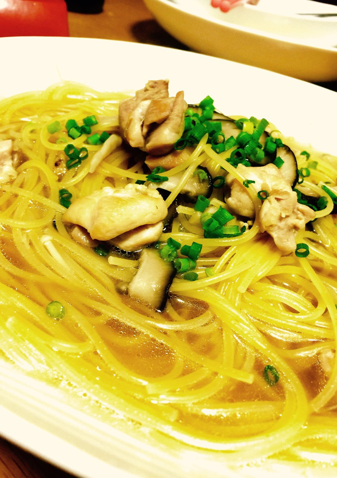 簡単☆鶏ときのこの和風スープパスタ-レシピのメイン写真