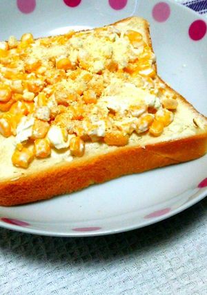 クリームチーズとコーンパン-レシピのメイン写真