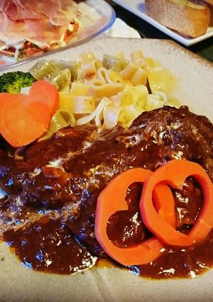 骨付き鶏肉のデミグラス煮込み-レシピのメイン写真