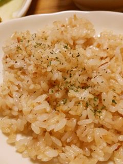 簡単!お肉に合うガーリックライス♪-レシピのメイン写真