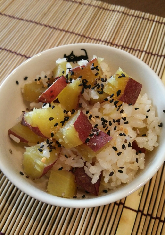 プチッと鍋☆さつまいもご飯♪簡単！炊飯器-レシピのメイン写真