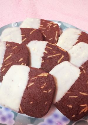 ほろ苦ホワイトアーモンドチョコクッキー♪-レシピのメイン写真