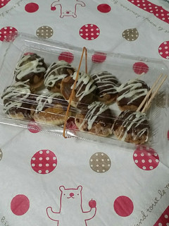 鈴カステラとチョコで甘~いタコ焼き風☆-レシピのメイン写真