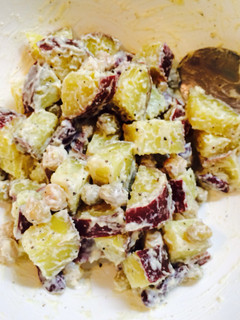 食物繊維たっぷり!さつまいもと豆のサラダ-レシピのメイン写真