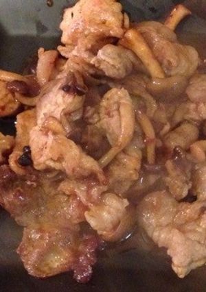 簡単☆豚肉としめじのオイスターソース炒め-レシピのメイン写真