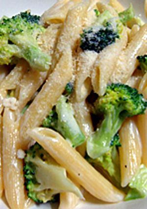 ブロッコリーと生クリームのショートパスタ-レシピのメイン写真