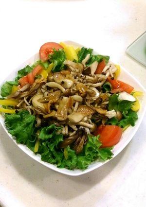 きのこソテーのサラダ☆香ばし醤油☆-レシピのメイン写真