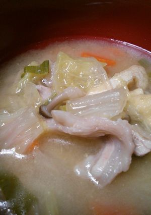 白菜と豚肉のほんのり生姜が香る味噌汁☆-レシピのメイン写真
