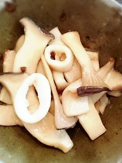 エリンギとイカのバター醤油炒め-レシピのメイン写真