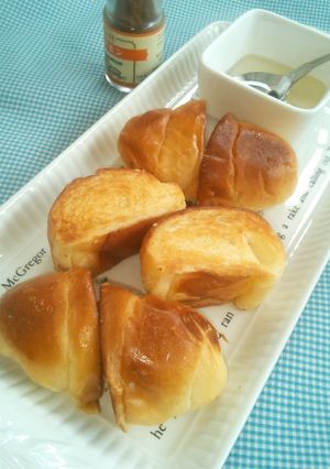 バターが香る焼きたて復活冷凍パン-レシピのメイン写真