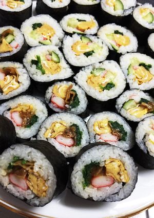 誕生日！ひな祭り！節句に！巻き寿司-レシピのメイン写真