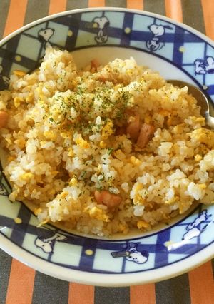 主婦のお昼に！冷ご飯で作るパラパラ炒飯-レシピのメイン写真