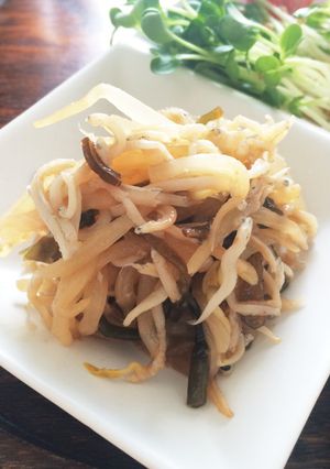 簡単副菜☆もやしとシラスの梅昆布ナムル-レシピのメイン写真