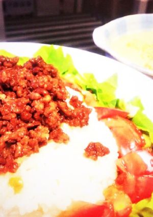 簡単☆サラダそぼろ丼-レシピのメイン写真