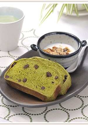 トースターで簡単♪抹茶あずき食パン-レシピのメイン写真