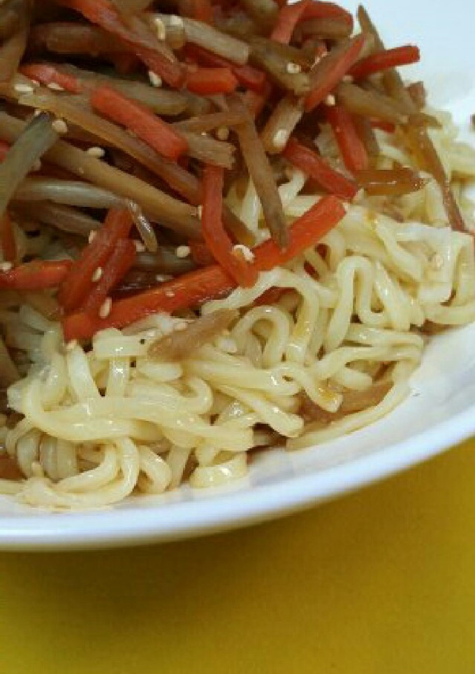 冷やし中華☆きんぴらごぼうのせ☆-レシピのメイン写真