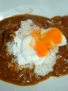 なすと挽き肉のポーチドエッグトマトカレー-レシピのメイン写真