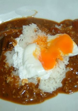 なすと挽き肉のポーチドエッグトマトカレー-レシピのメイン写真