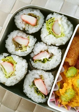 お弁当に☆カニカマのサラダ巻き-レシピのメイン写真