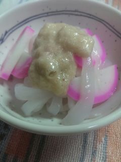 いかそうめんとかまぼこのとろろあえ-レシピのメイン写真