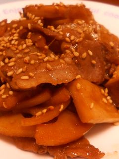 れんこんと豚肉の甘辛炒め-レシピのメイン写真
