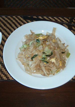 タイ料理　パッ・シィウ（太麺醤油焼そば）-レシピのメイン写真