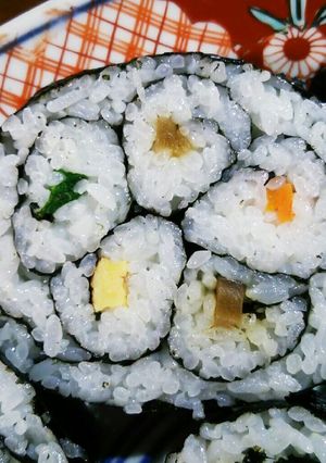おひな祭りに☆五色お花の太巻き-レシピのメイン写真