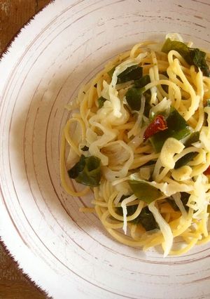 キャベツなスパゲティー＊にんにくワカメ編-レシピのメイン写真
