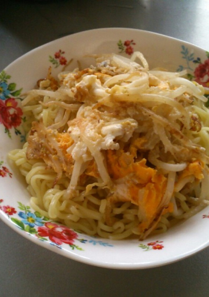 丸ちゃん正麺冷し中華deタイ風焼きそば-レシピのメイン写真