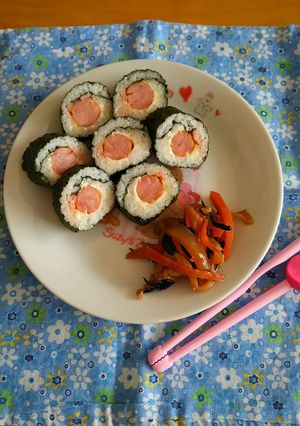 子どもランチ♪ご飯でウインナーまきまき♪-レシピのメイン写真