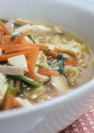 マルちゃん生麺ごまだれ冷やしで酸辣湯麺-レシピのメイン写真