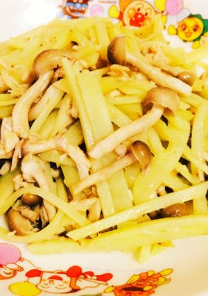 ツナ缶で☆じゃがいもとしめじの炒め物-レシピのメイン写真