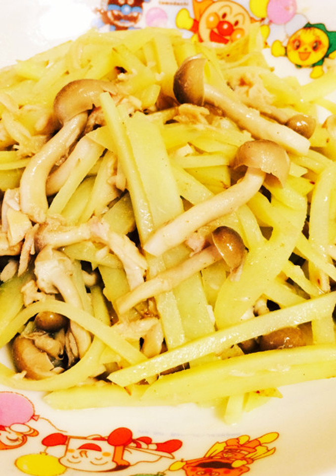 ツナ缶で☆じゃがいもとしめじの炒め物-レシピのメイン写真