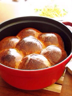 ストウブ[STAUB] エッグロールパン