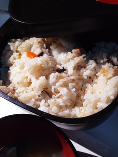 簡単!キノコの炊き込みご飯-レシピのメイン写真